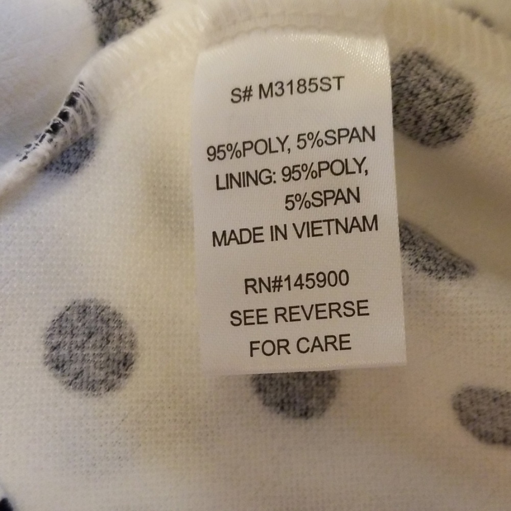 White and Black polka dot blazer - Picture 5 of 6